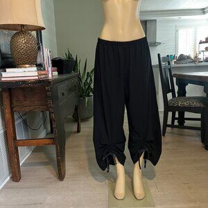 bryn WALKER Big Leg Elastic Waist rushed center front & back Cotton Pants